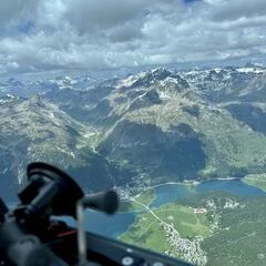 Flugwegposition um 10:45:52: Aufgenommen in der Nähe von Maloja, Schweiz in 3281 Meter
